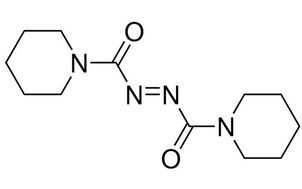 image de la molécule 1,1′-(Azodicarbonyl)dipiperidine