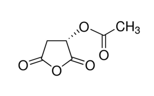image de la molécule (S)-(−)-2-Acetoxysuccinic anhydride